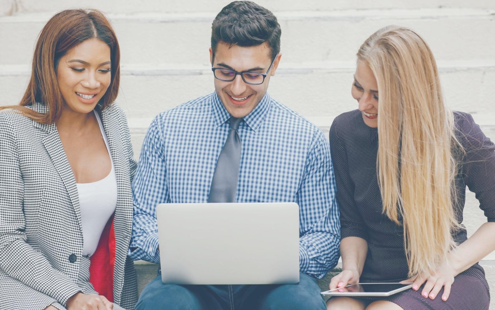 Análisis financiero profesional en acción